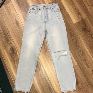 A&F 90’S STRAIGHT ULTRA HIGH RISE